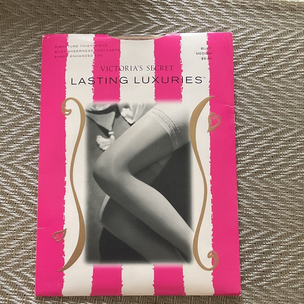 Victoria's Secret Vintage Lasting Luxuries Signature Thigh Highs, M, Buff, NWT